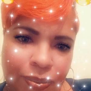 Meet your Posher, Janet